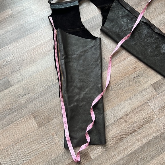 Vintage Dark Brown Real Leather Chaps - Picture 9 of 12